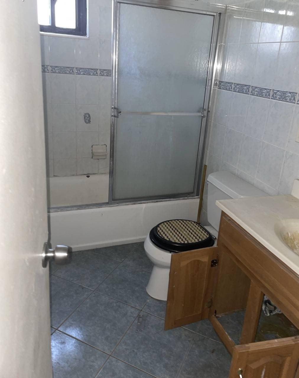 Quincy Ave, Bronx, NY 10465