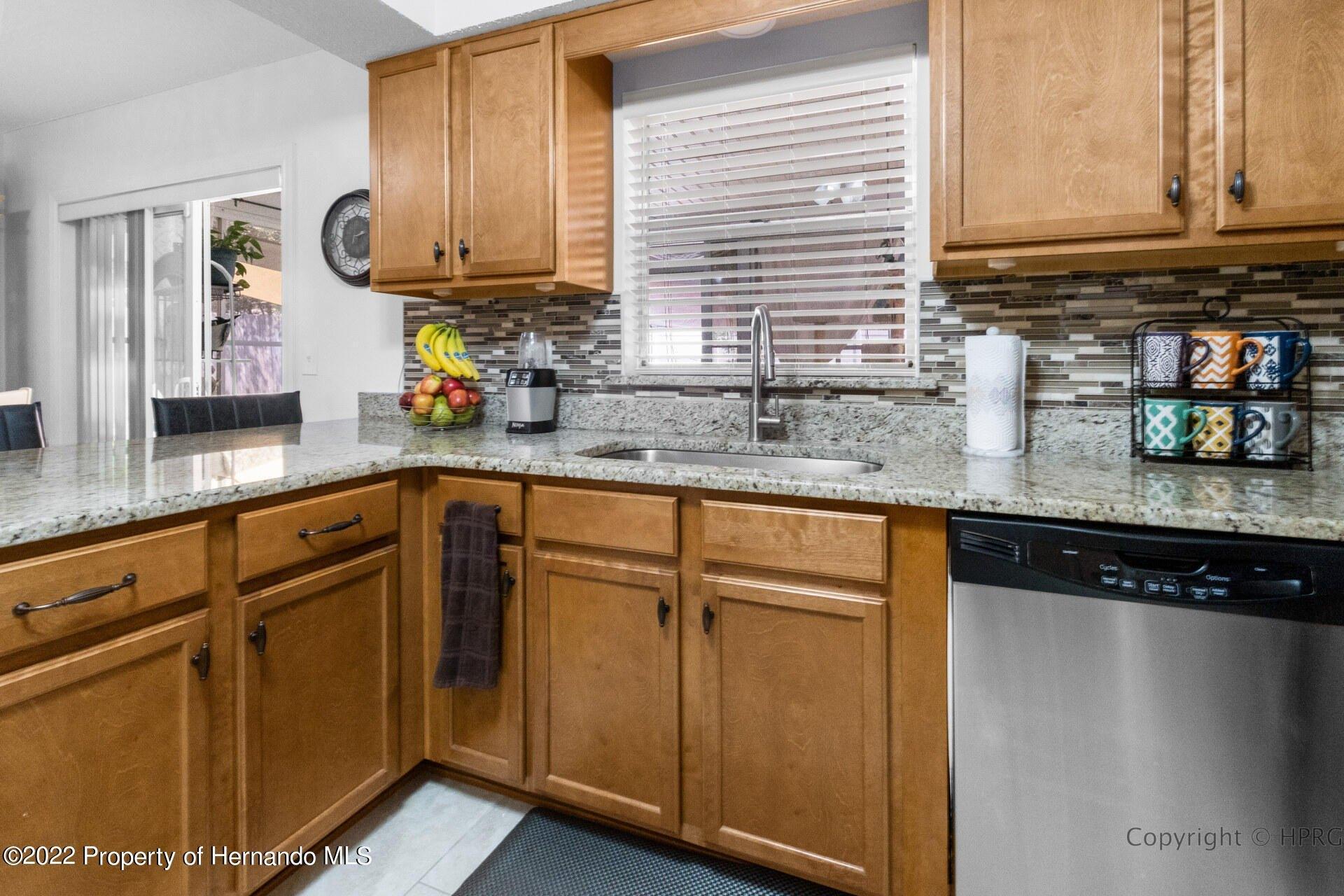Desmond Ave, Spring Hill, FL 34608