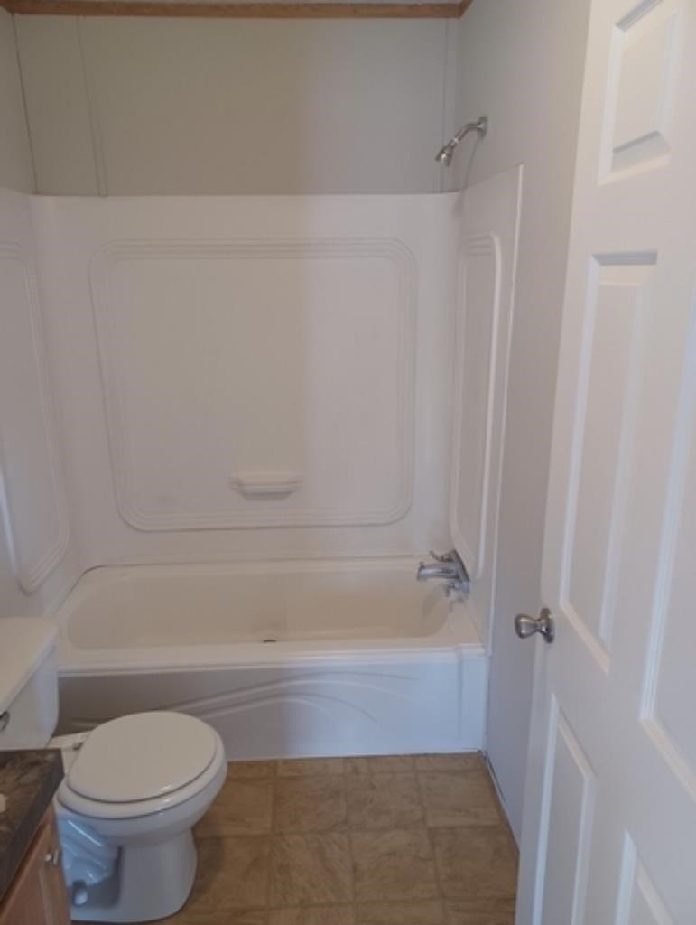 Lakeview Dr, Cottageville, WV 25239