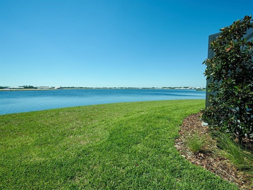 Crosswind Ave, Sarasota, FL 34240