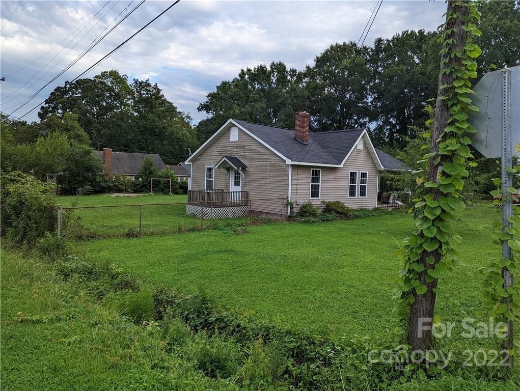 Ruth Ave, Kannapolis, NC 28083