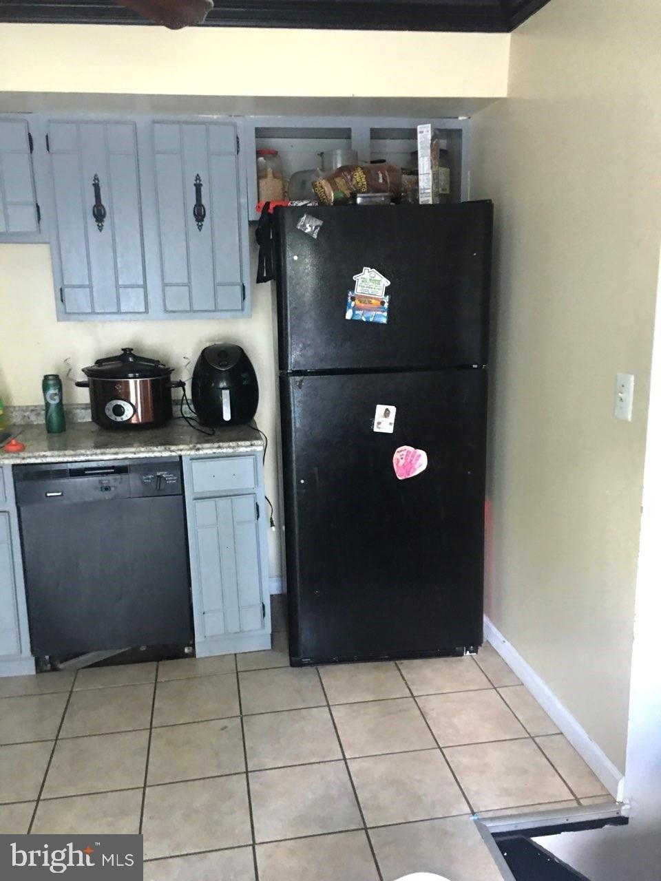 Chestnut Ave, Lindenwold, NJ 08021