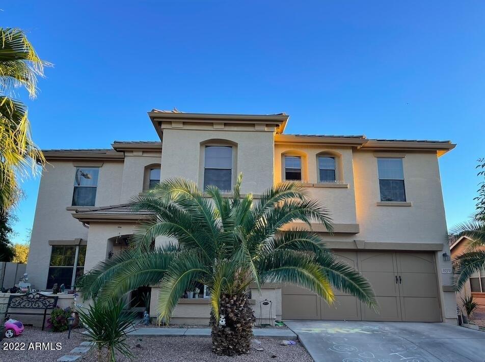 E Betsy Ln, Gilbert, AZ 85296