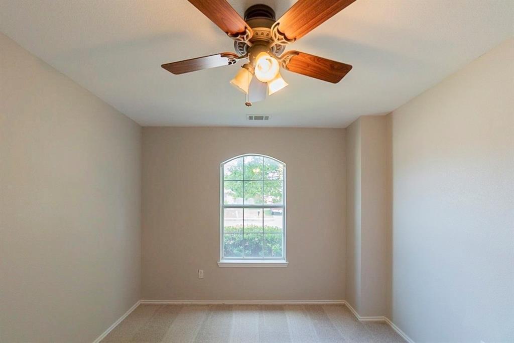 Flatwood Dr, Little Elm, TX 75068