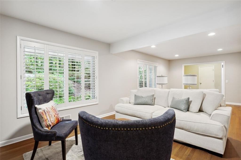 Elden Dr, Sandy Springs, GA 30342