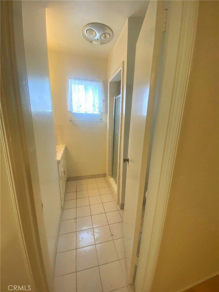 La Salle Ave, Los Angeles, CA 90047