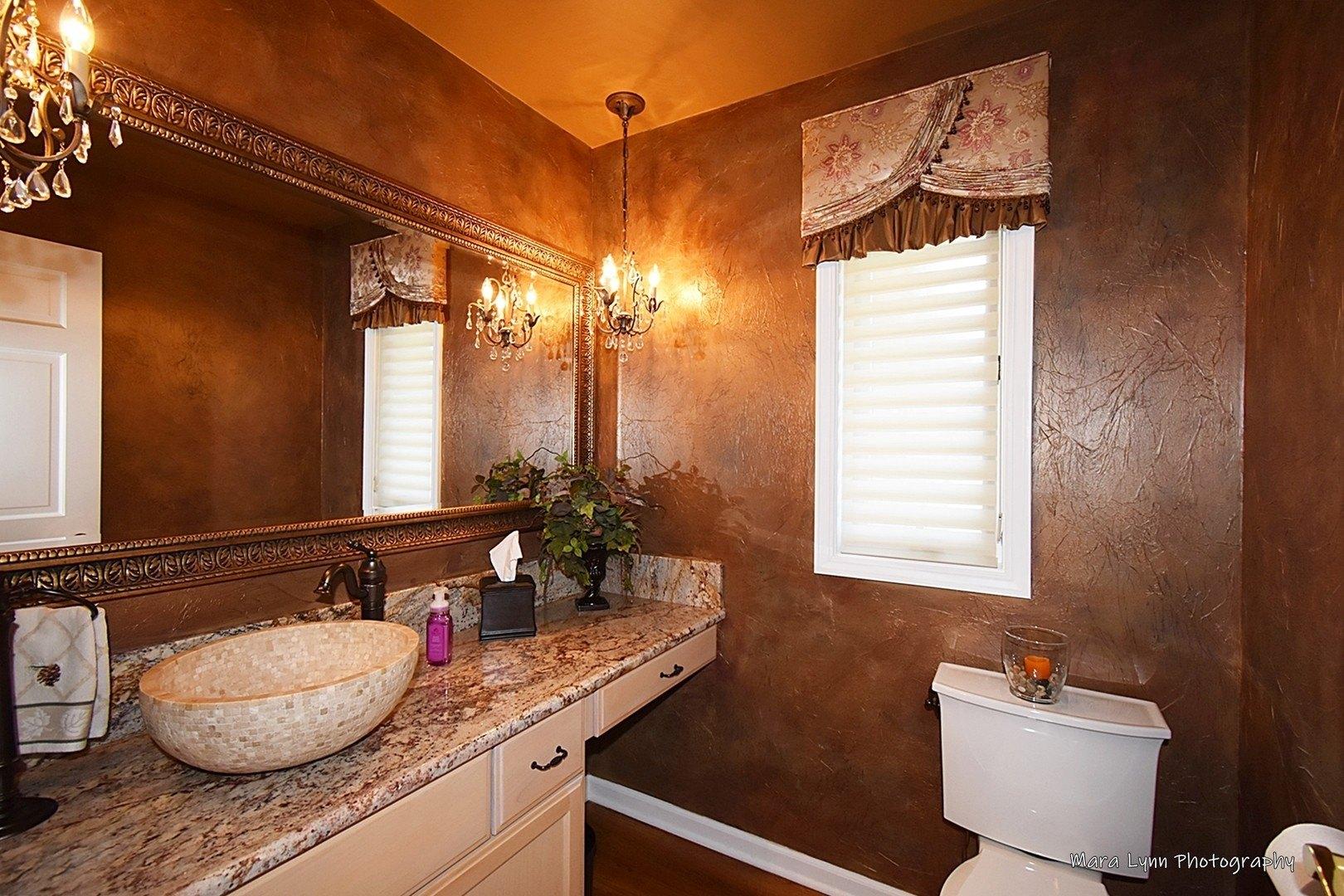 Oak Creek Dr, Yorkville, IL 60560