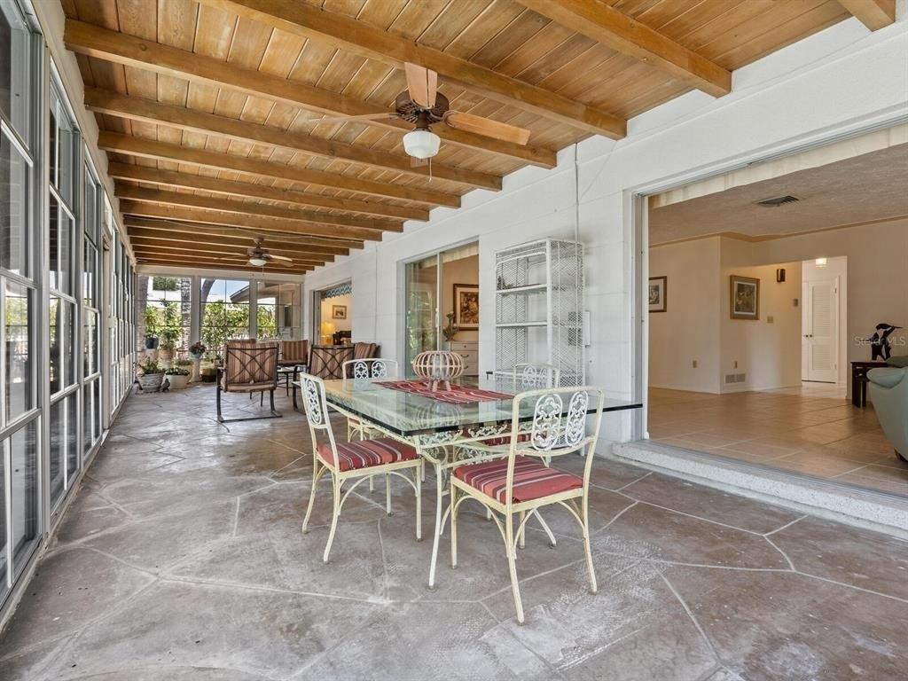 Paradise Way, Sarasota, FL 34242