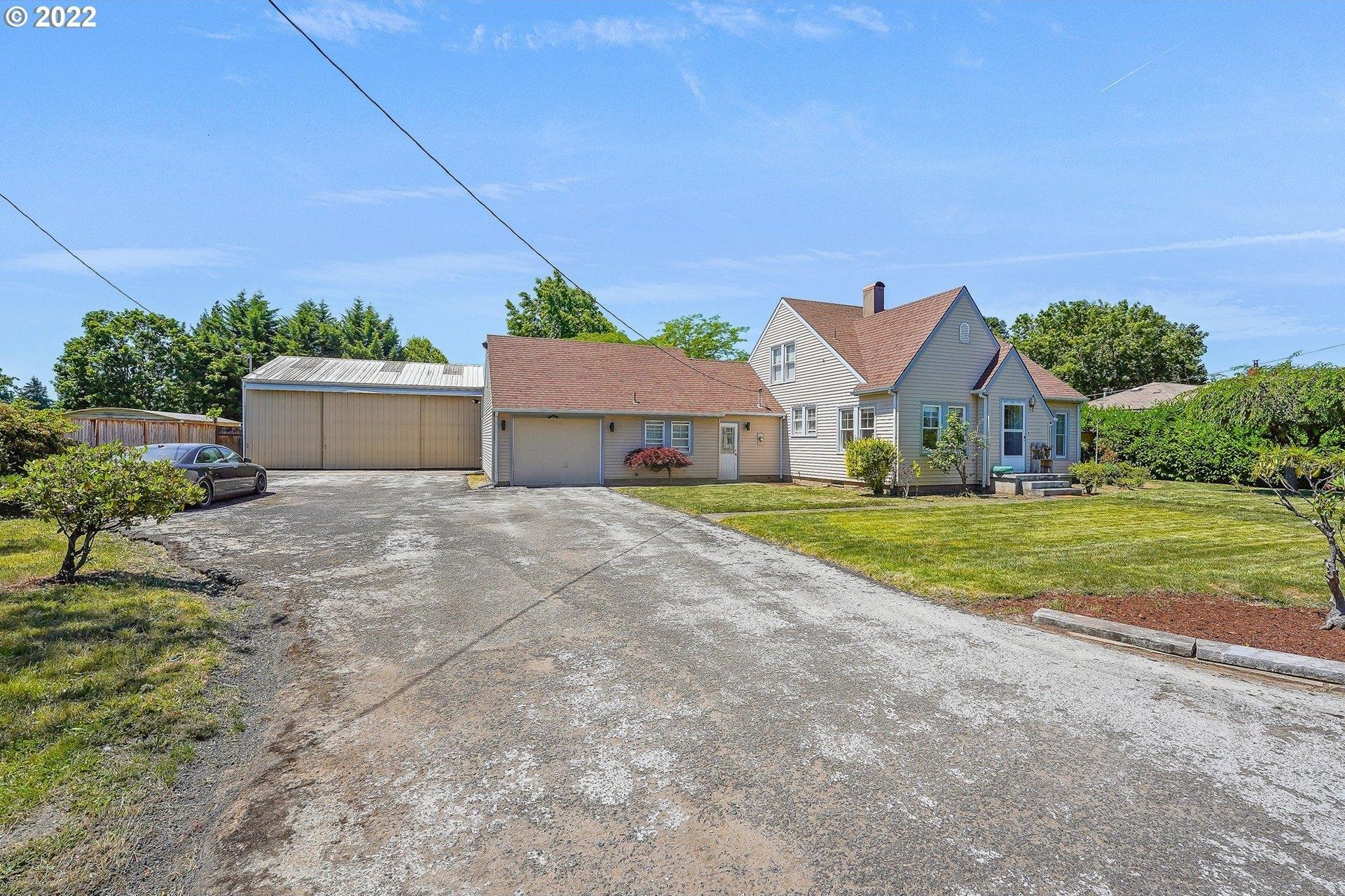S 8th Ave, Cornelius, OR 97113