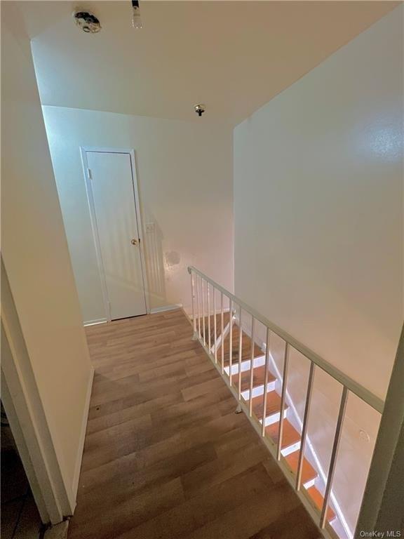 E 182nd St, Bronx, NY 10457
