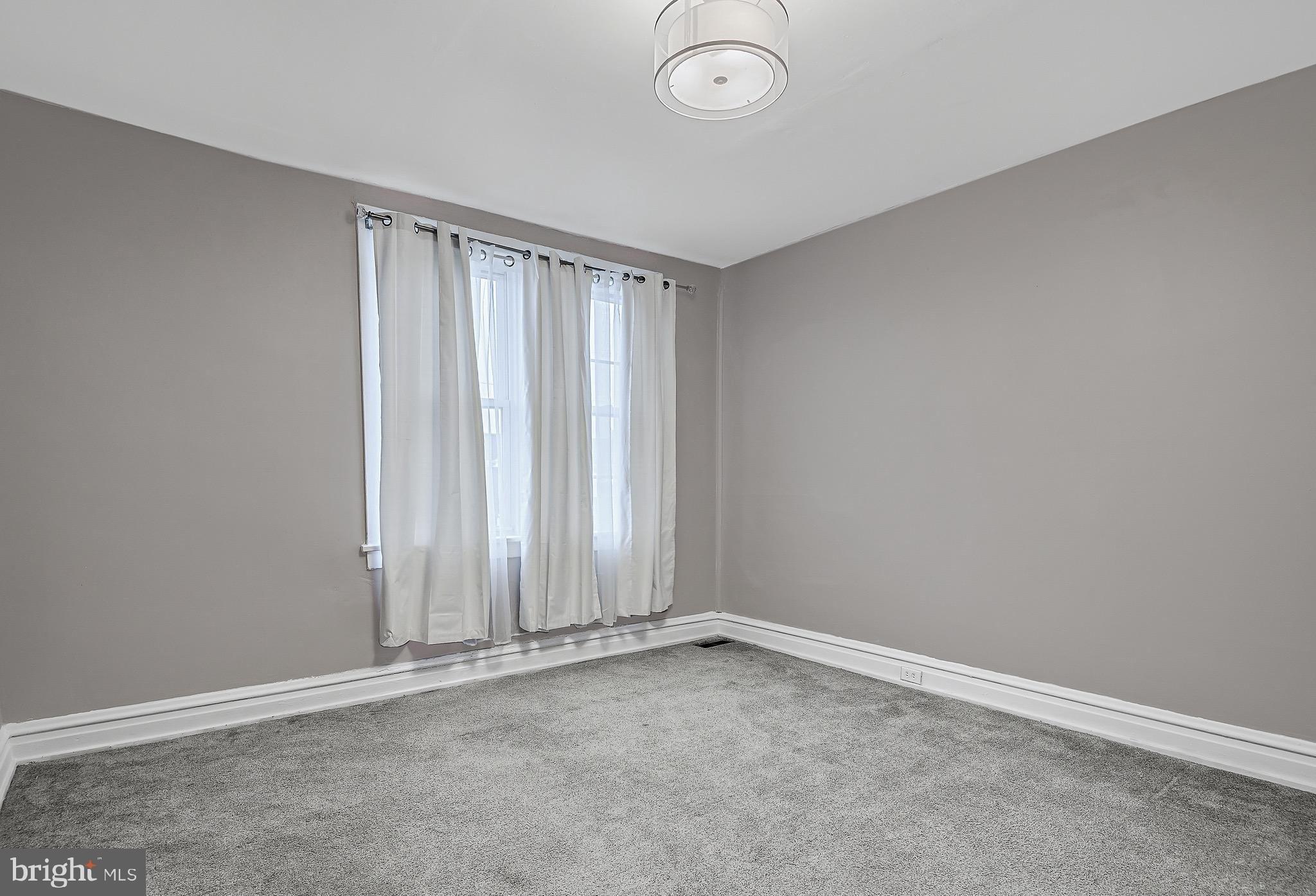 N 6th St, Harrisburg, PA 17110