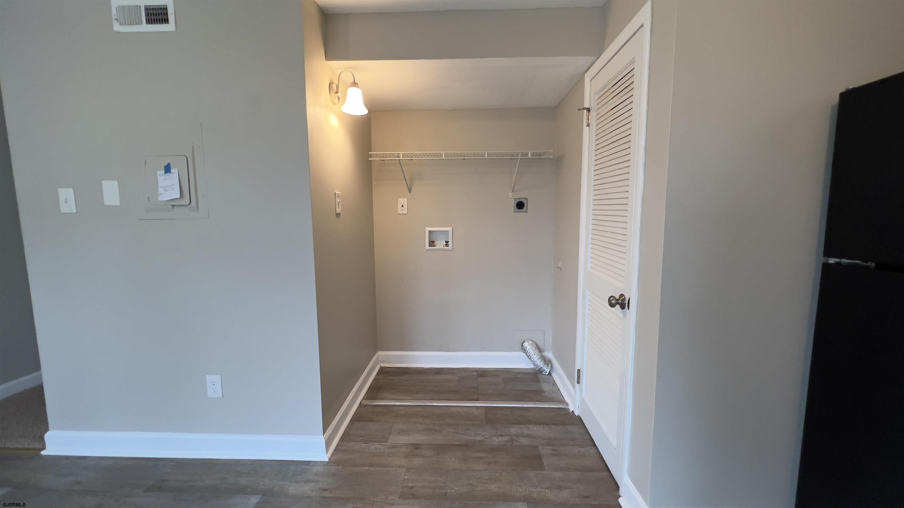 N Vermont Ave, Atlantic City, NJ 08401