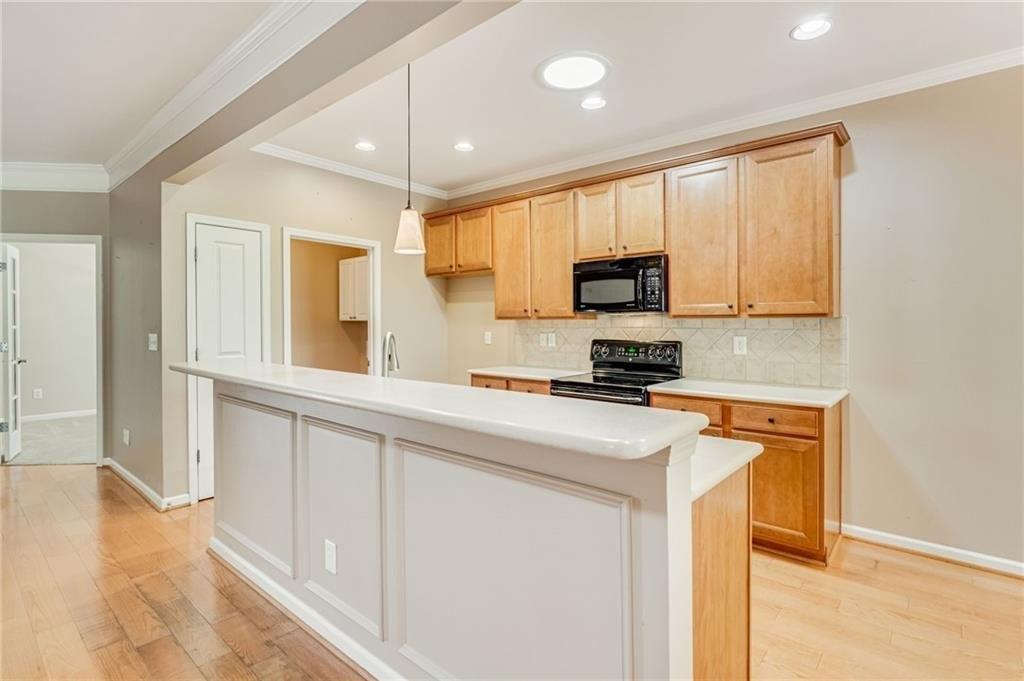 Duke Dr, Cumming, GA 30040