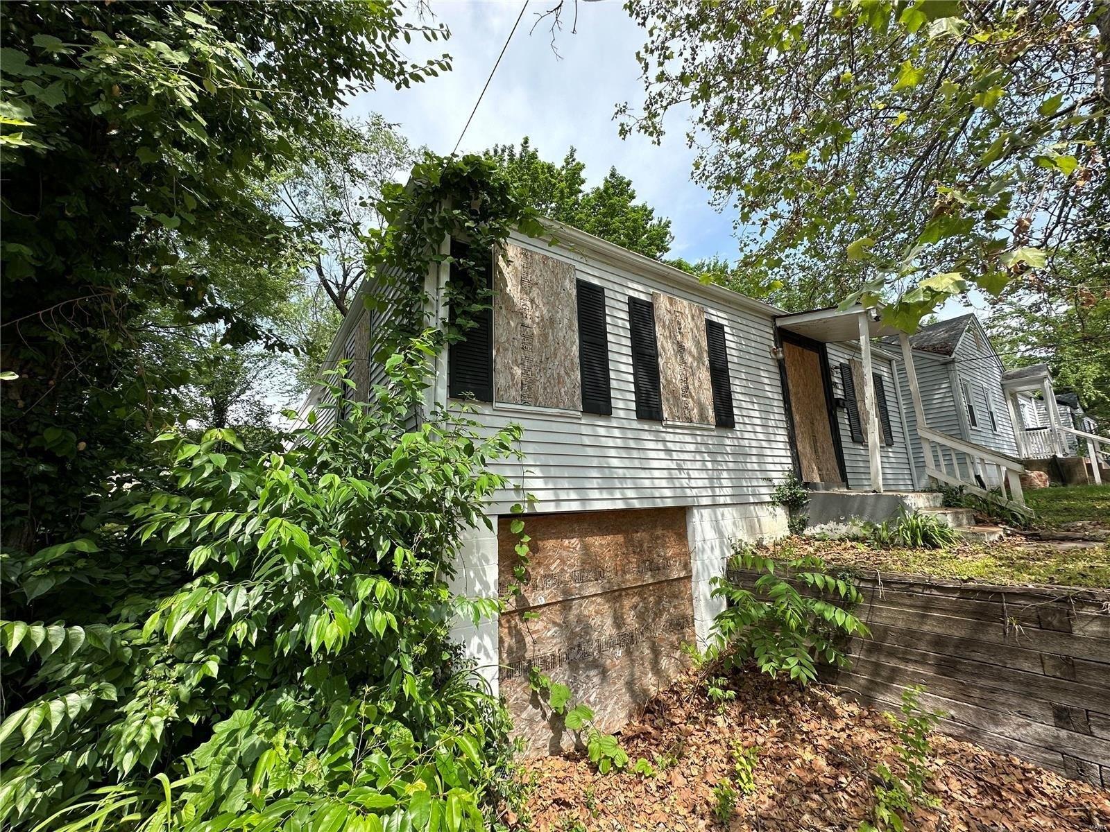 S Dade Ave, Saint Louis, MO 63135