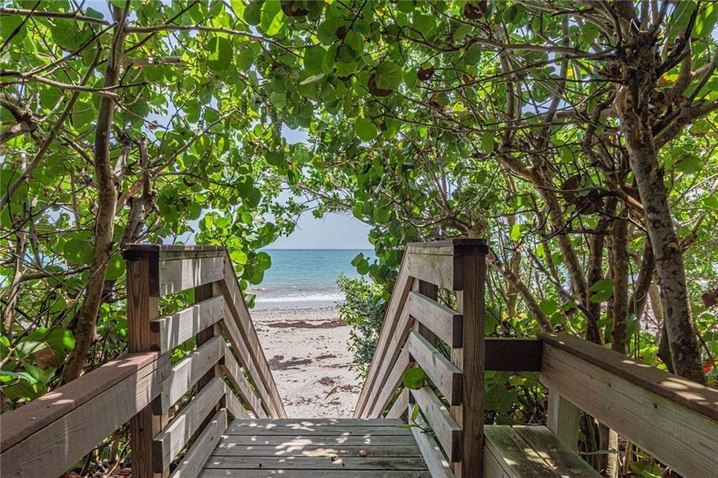 Holoma Dr, Vero Beach, FL 32963
