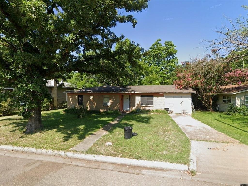 29th St Nw, Paris, TX 75460