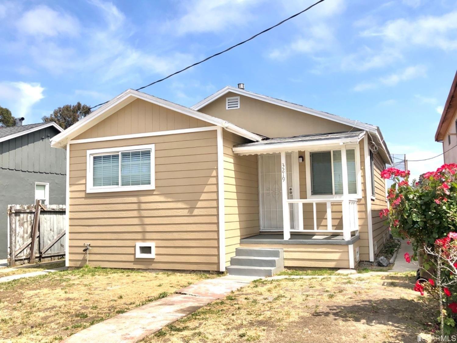 Ohio Ave, Richmond, CA 94804