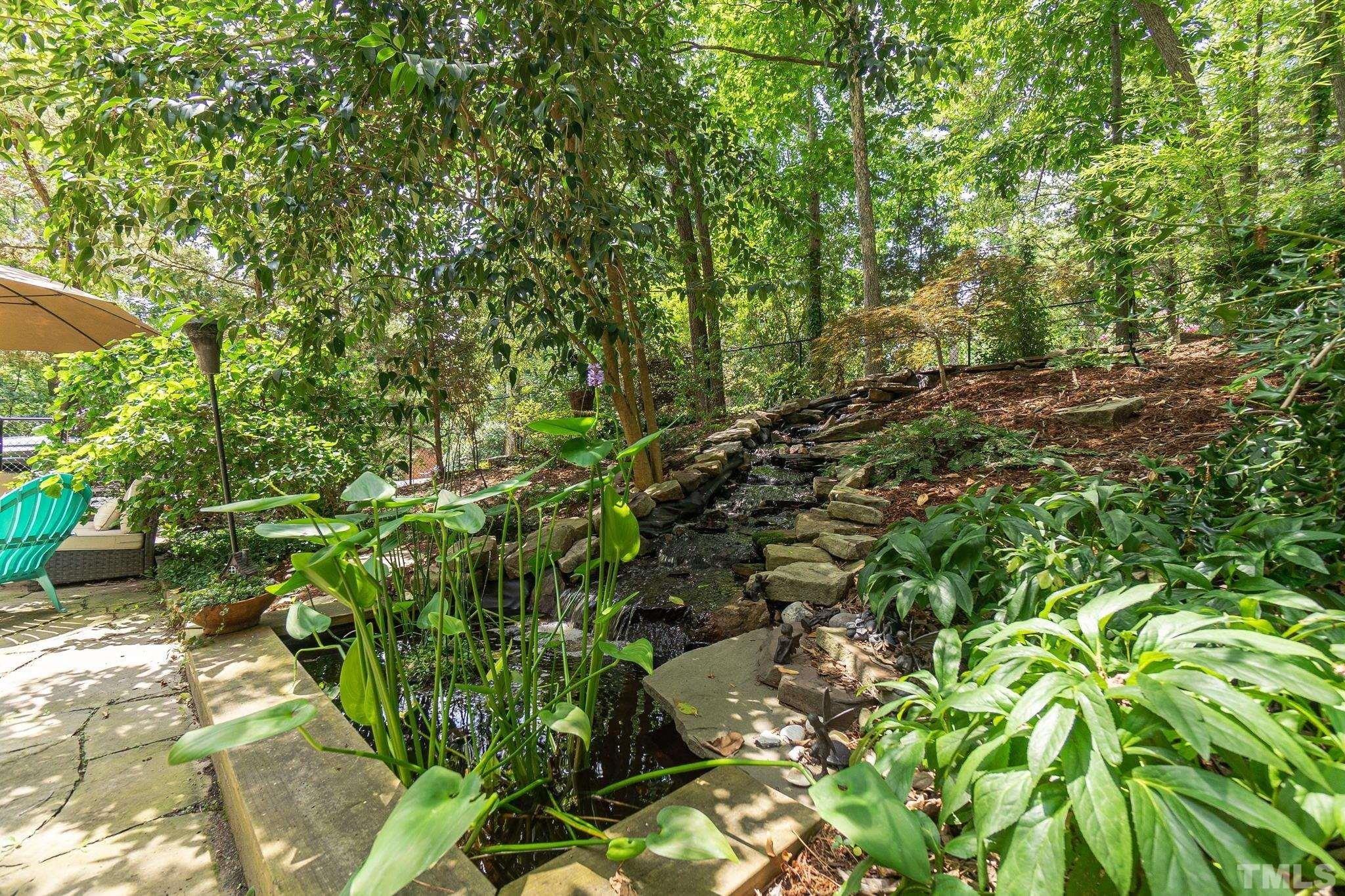 Glenhill Ln, Chapel Hill, NC 27514