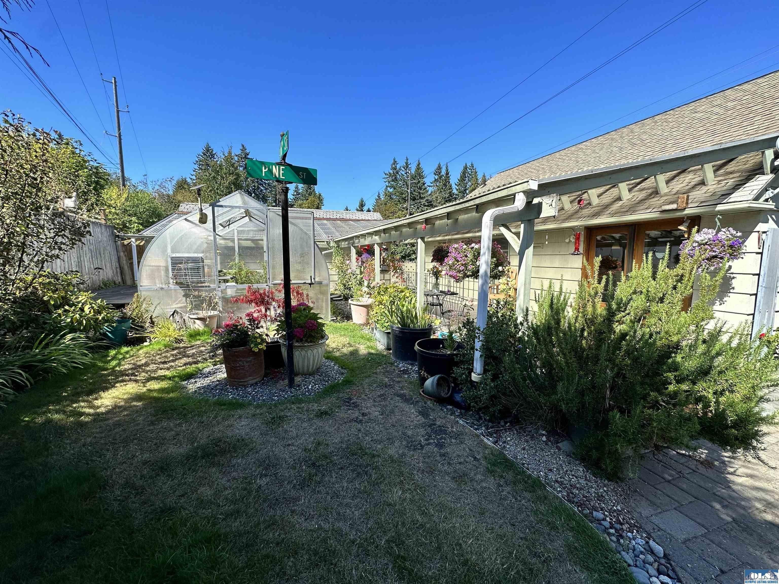 W 16th St, Port Angeles, WA 98362