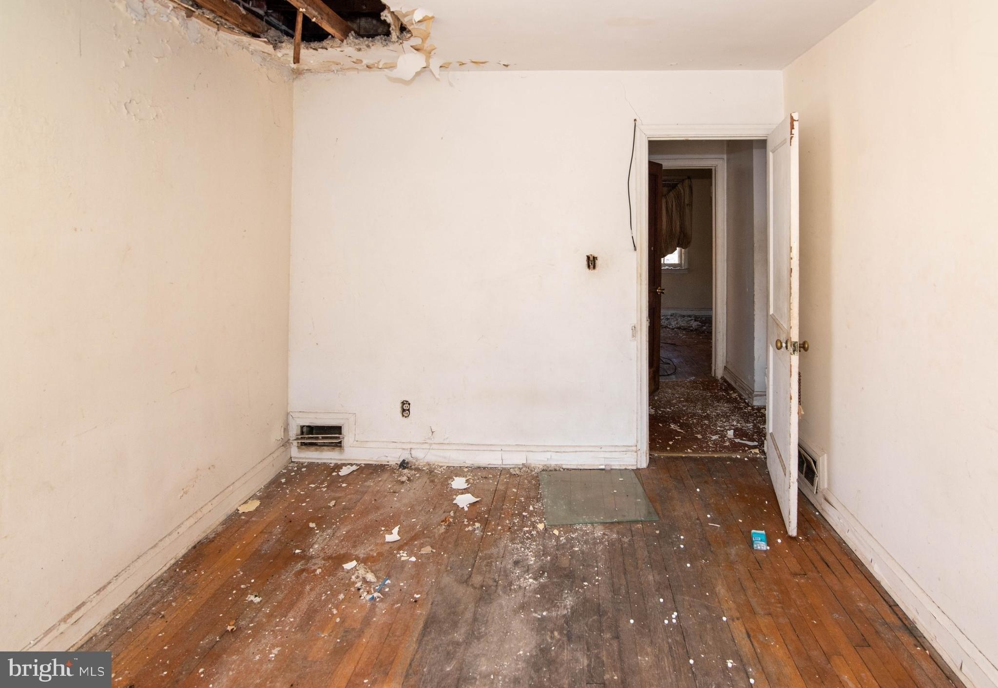 W Saratoga St, Baltimore, MD 21229