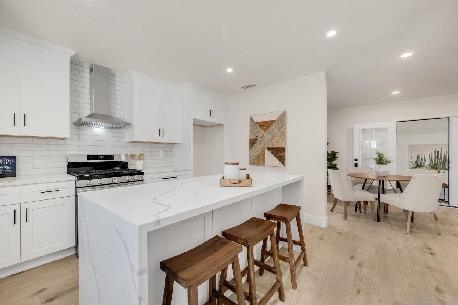 W Brook St, Santa Ana, CA 92703