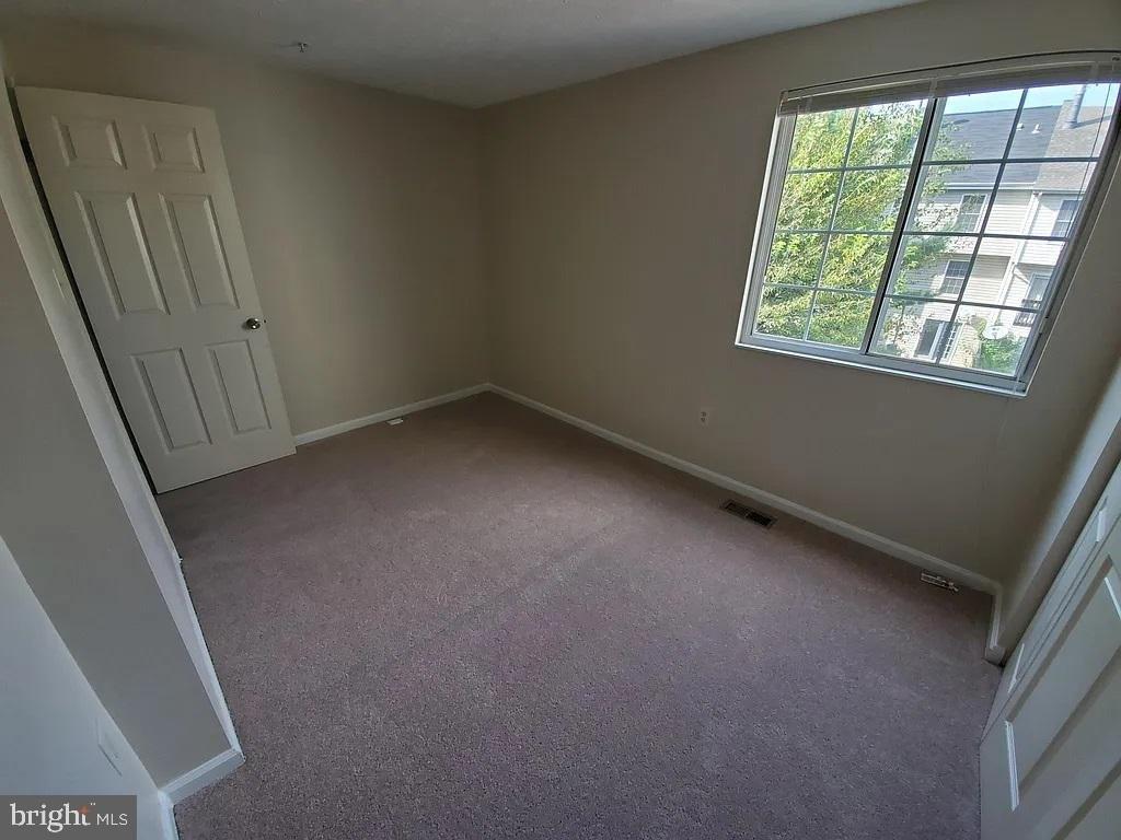 Regalwood Ter, Burtonsville, MD 20866