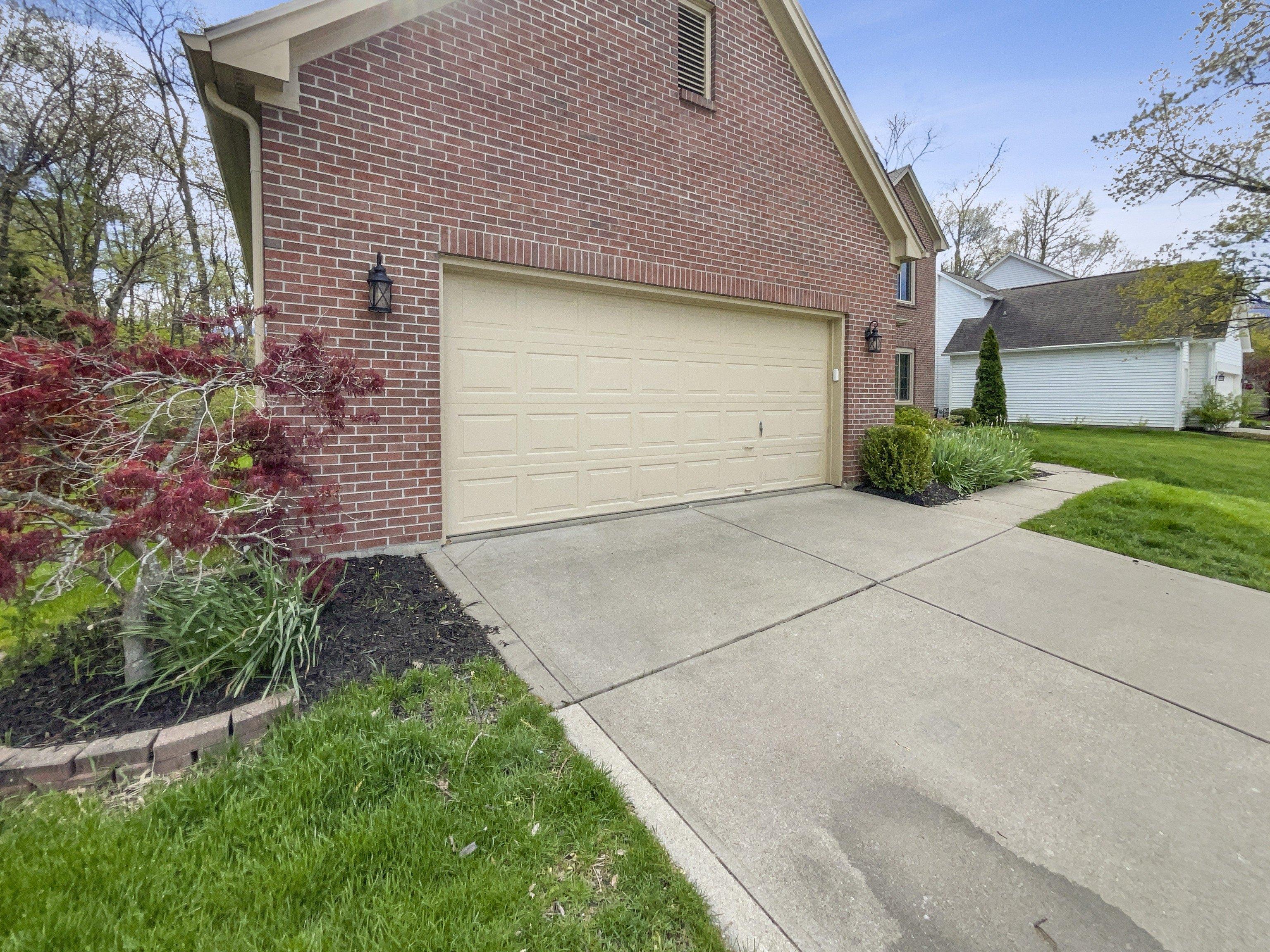 Weston Dr, Carmel, IN 46032