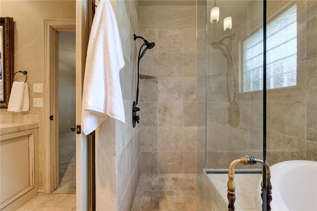 Waterside Dr, Oklahoma City, OK 73170