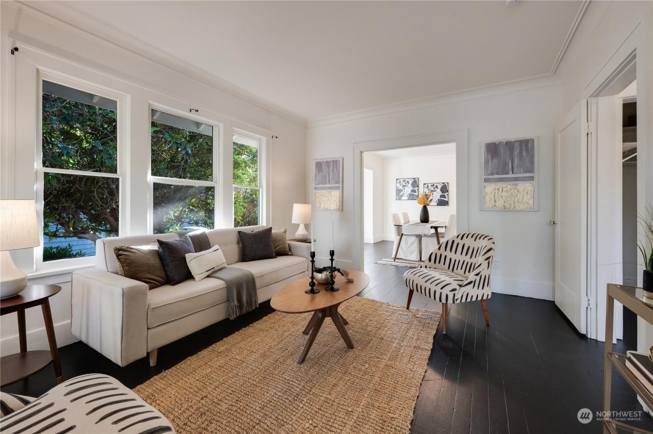 28th Ave W, Seattle, WA 98199