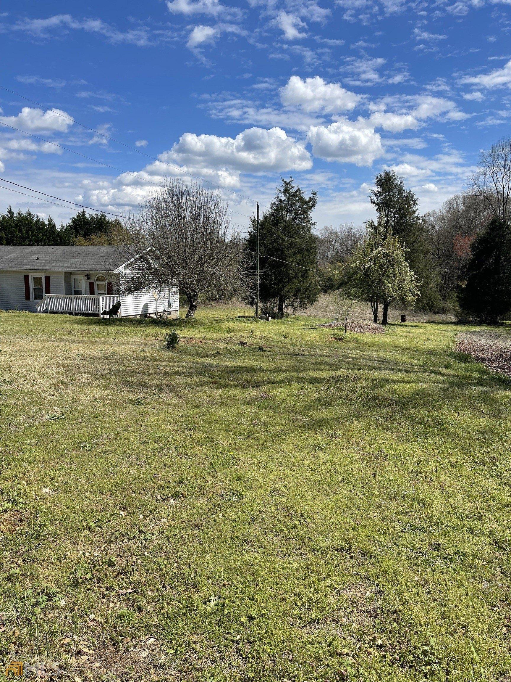 Page Rd, Hartwell, GA 30643