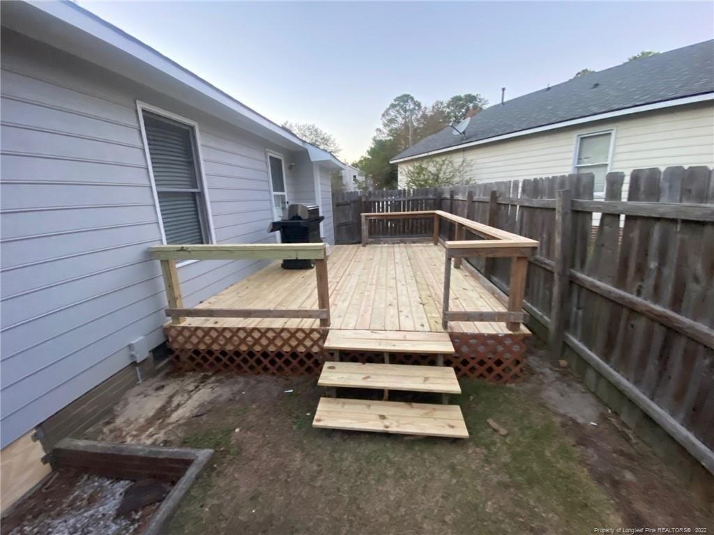 Rhemish Dr, Fayetteville, NC 28304