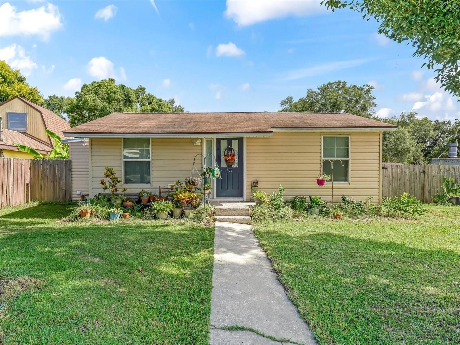 S Dixie Ave, Fruitland Park, FL 34731