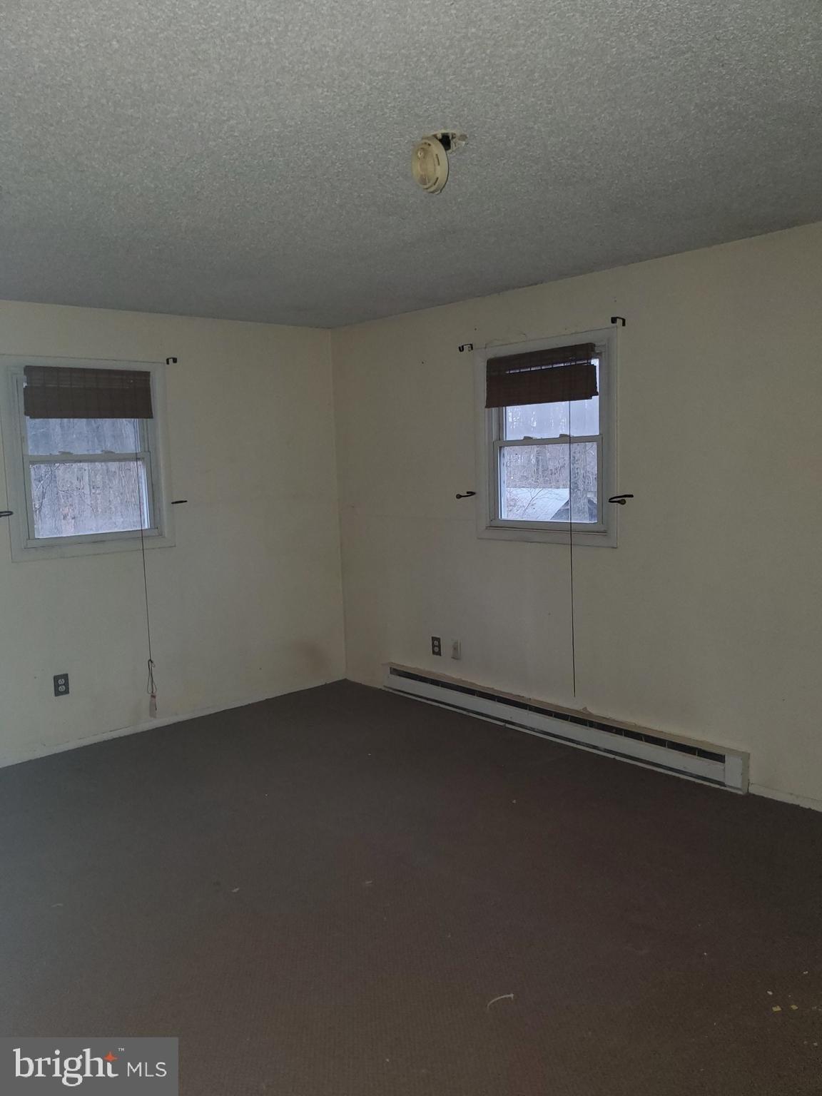 Shady Acres Ln, Kearneysville, WV 25430