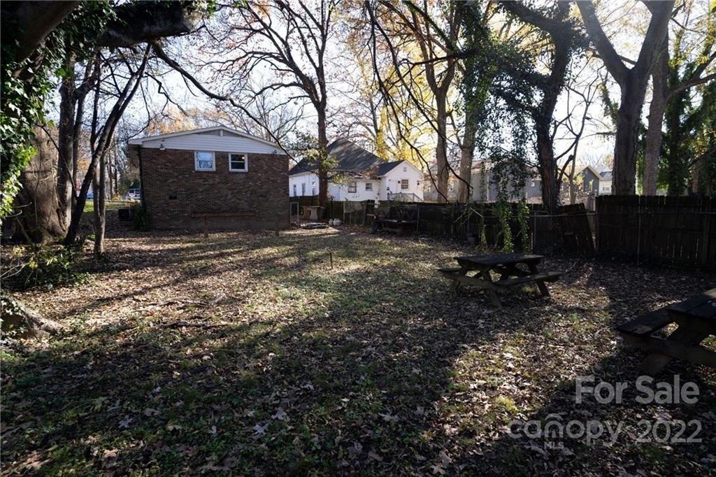 Allen St, Charlotte, NC 28205