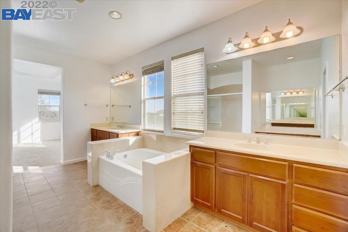 Vista Dr, San Pablo, CA 94806