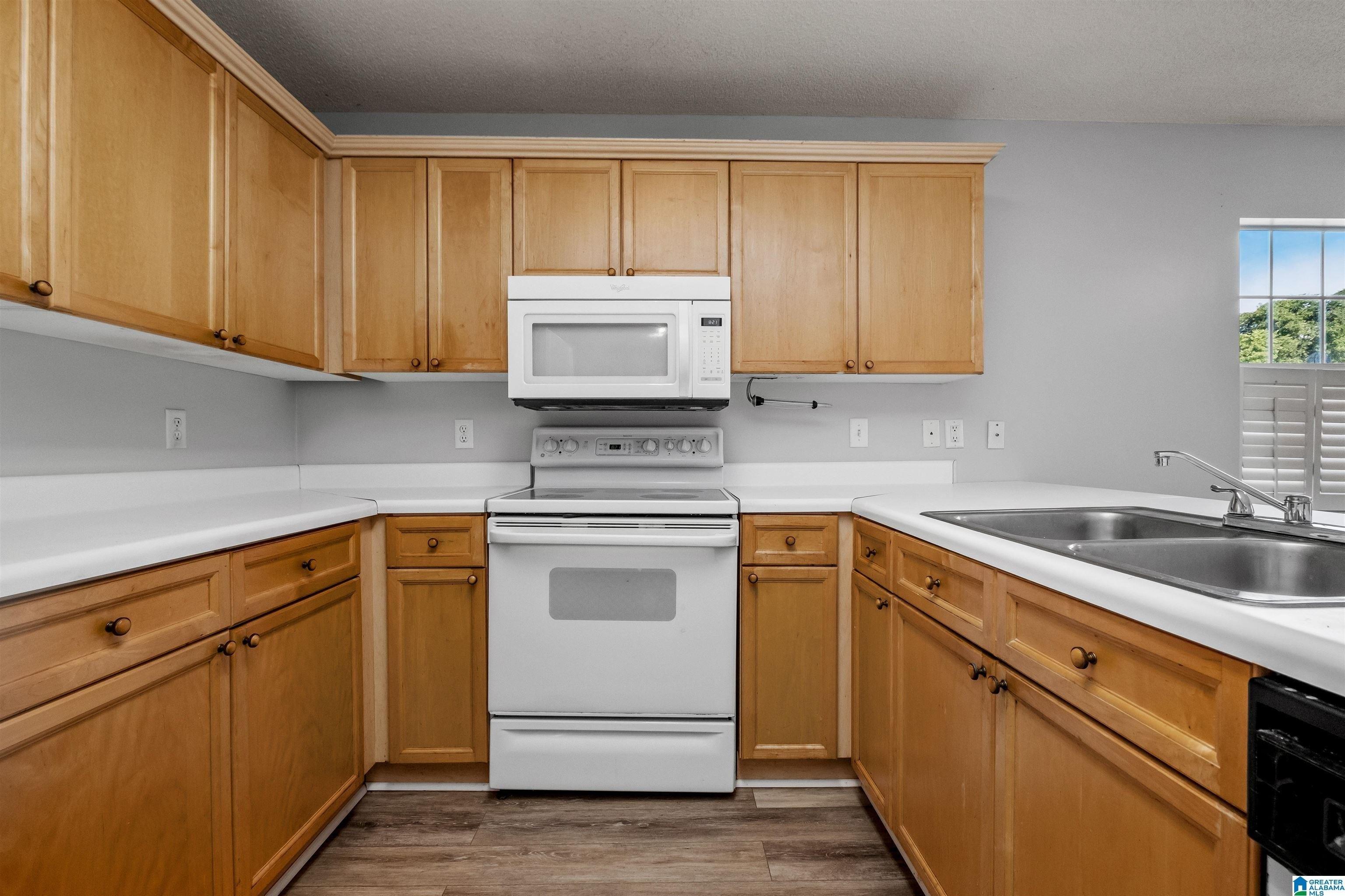 Stone Hill Cir, Pelham, AL 35124