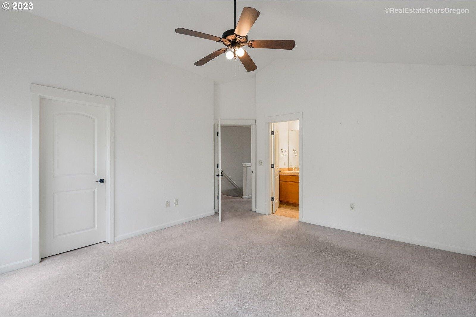 Ne 49th Way, Hillsboro, OR 97124