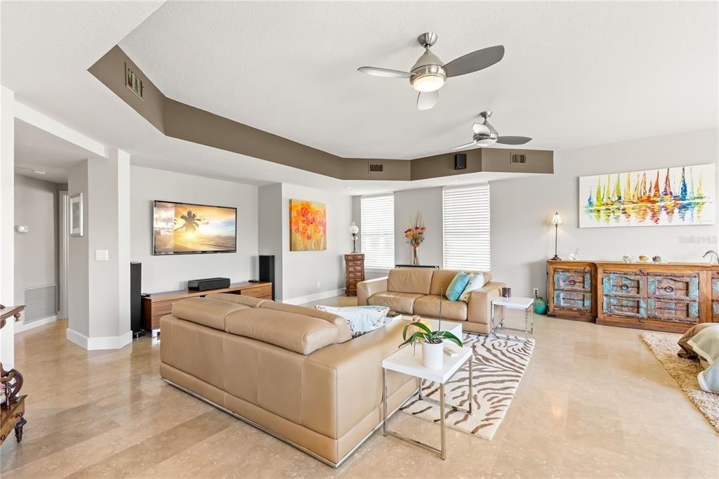 8th St E, Saint Petersburg, FL 33715