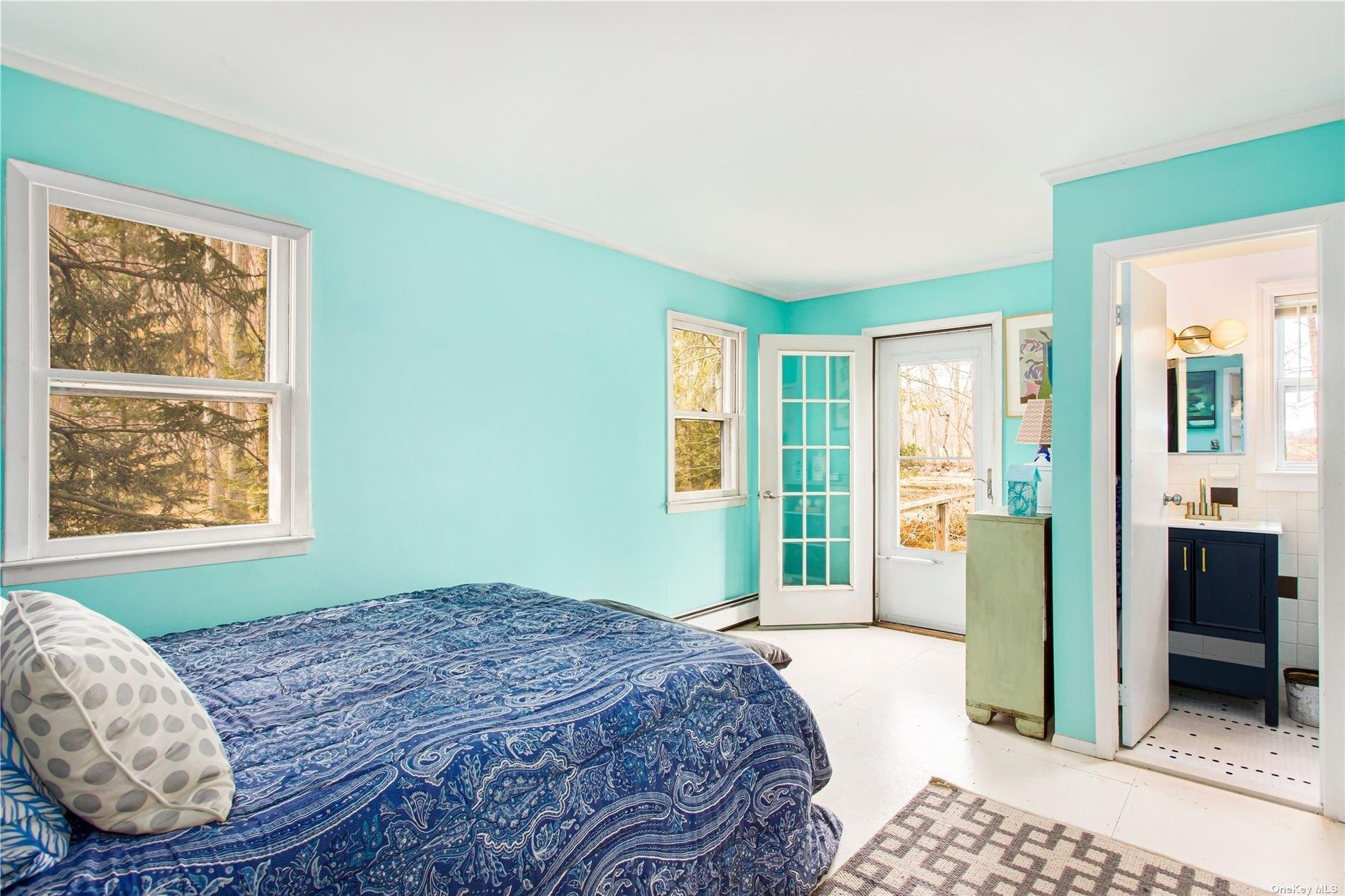 Great Peconic Bay Blvd, Laurel, NY 11948