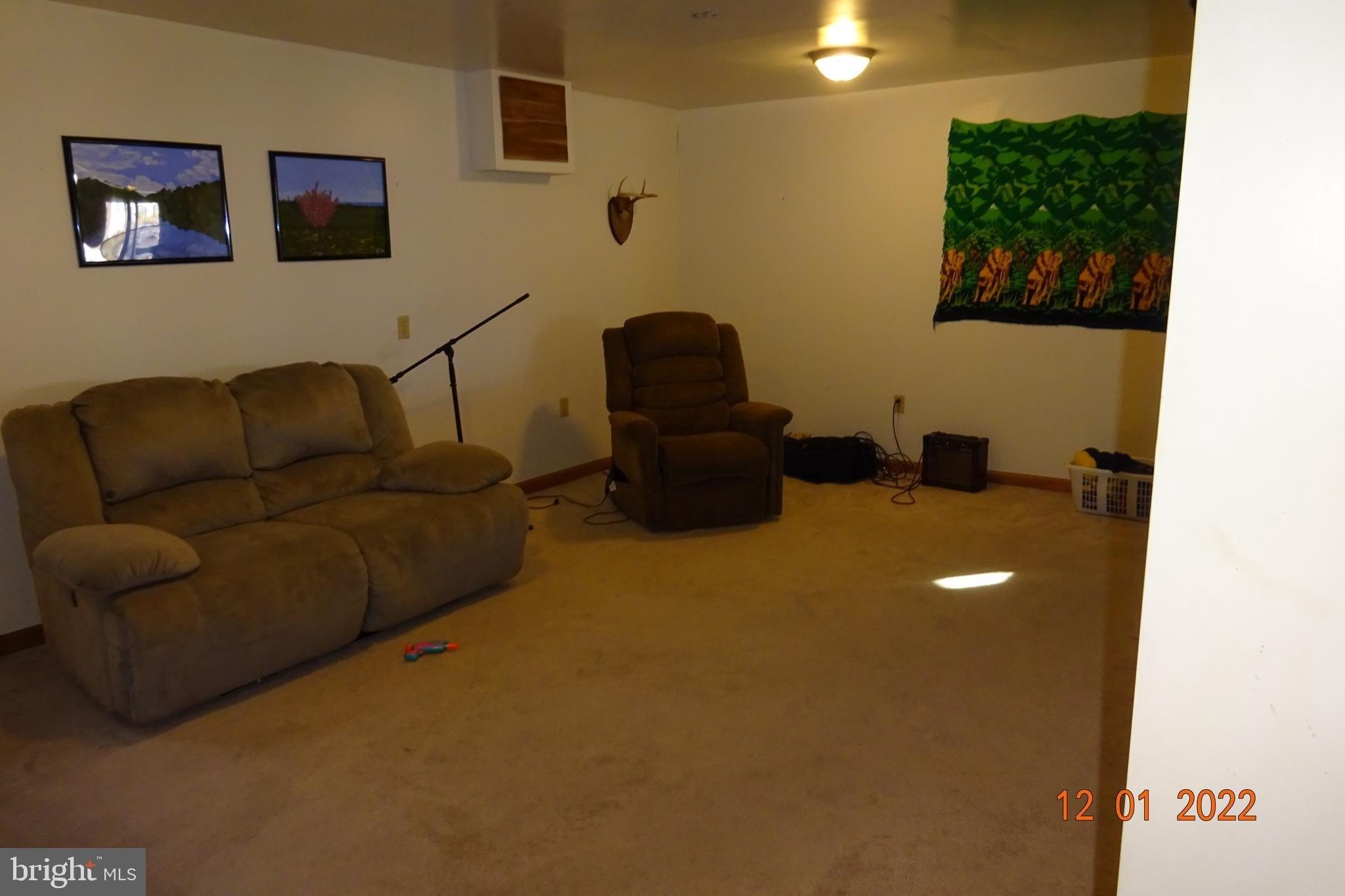 Burket Rd, Shippensburg, PA 17257