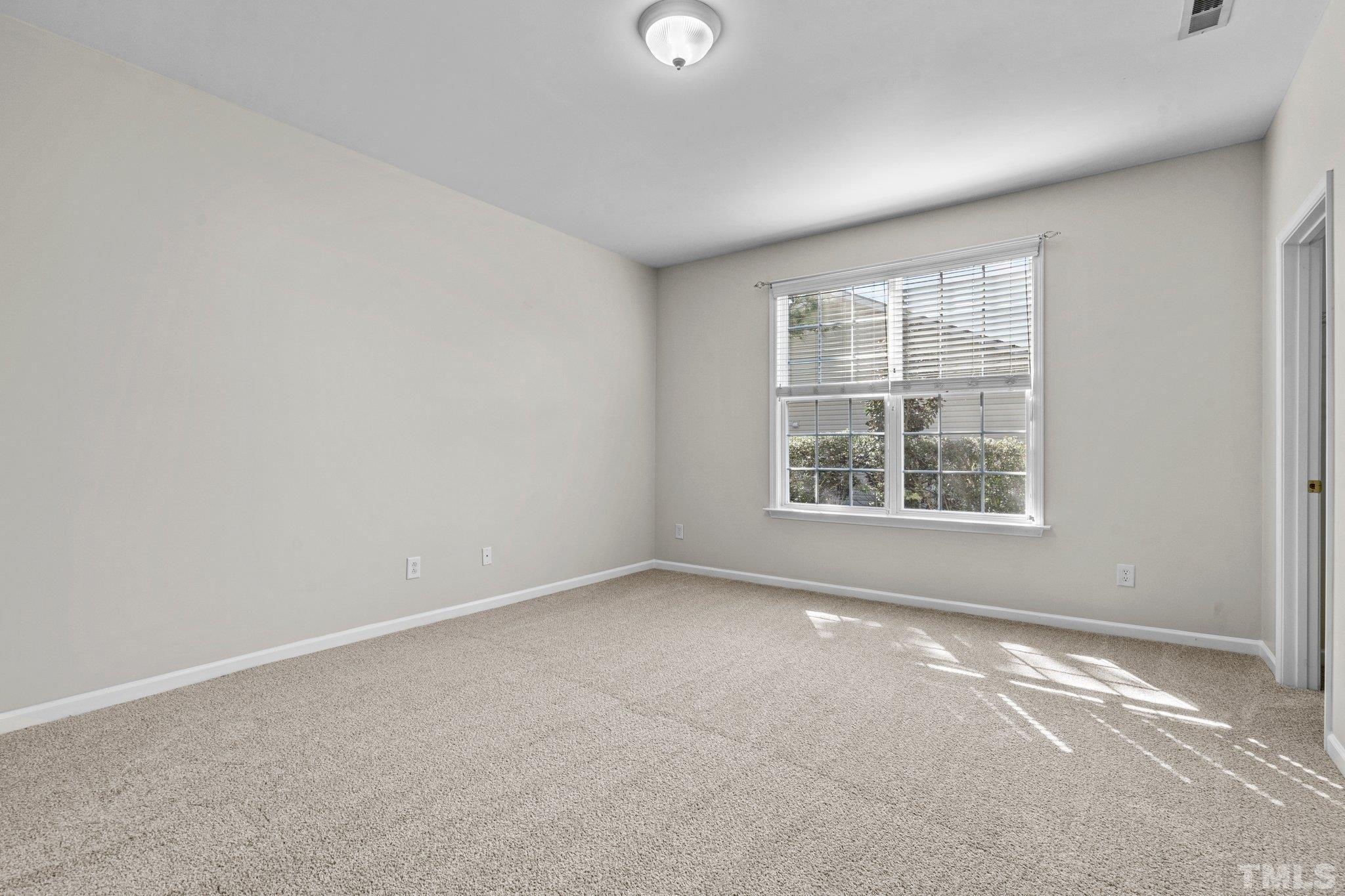 Indian Elm Ln, Cary, NC 27519