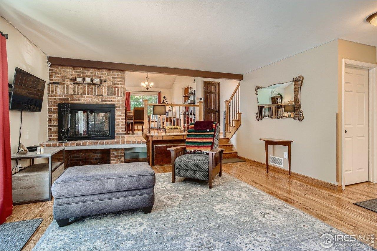 Carr Cir, Arvada, CO 80005