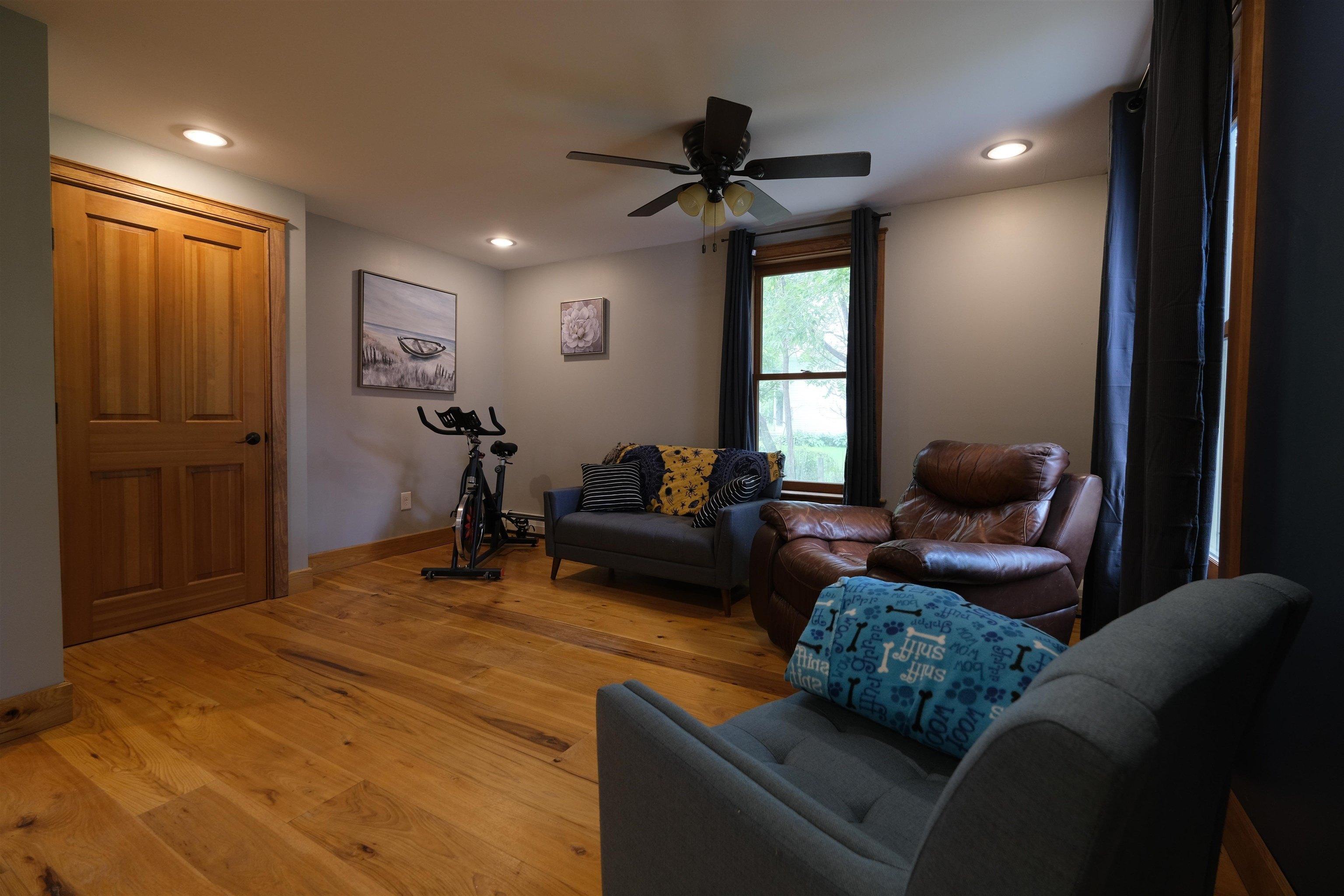 Church St, Chester, VT 05143
