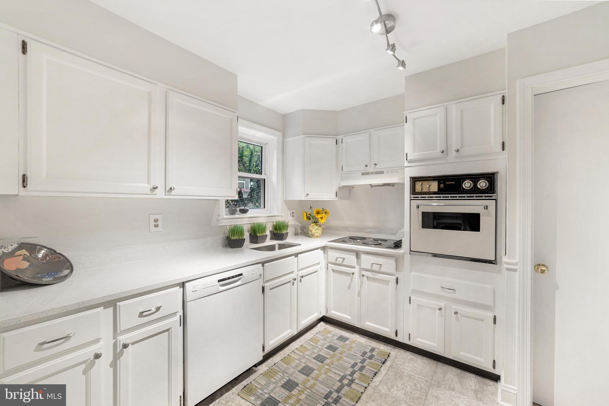 Madison St, Kensington, MD 20895
