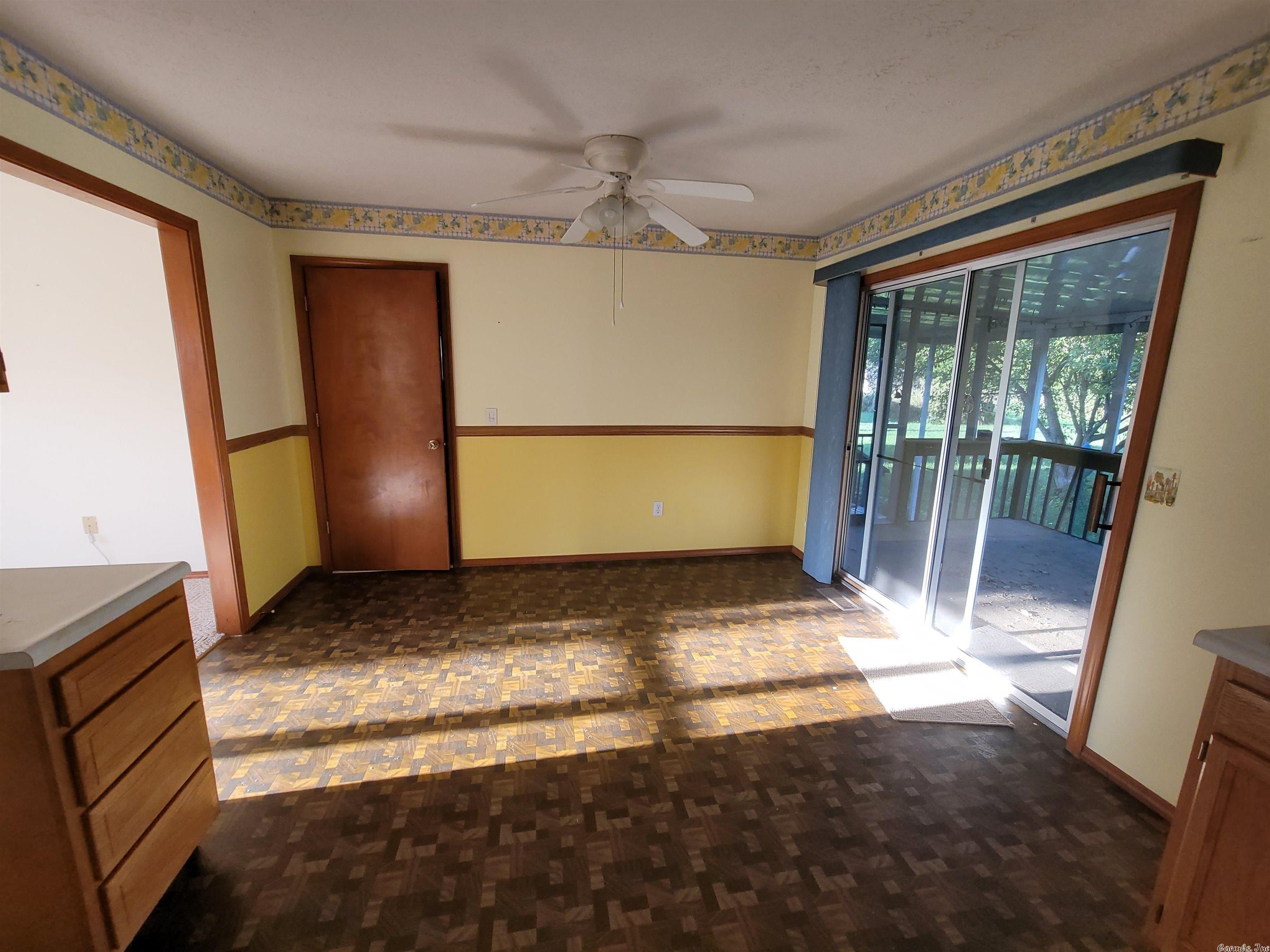 S School St, Gassville, AR 72635