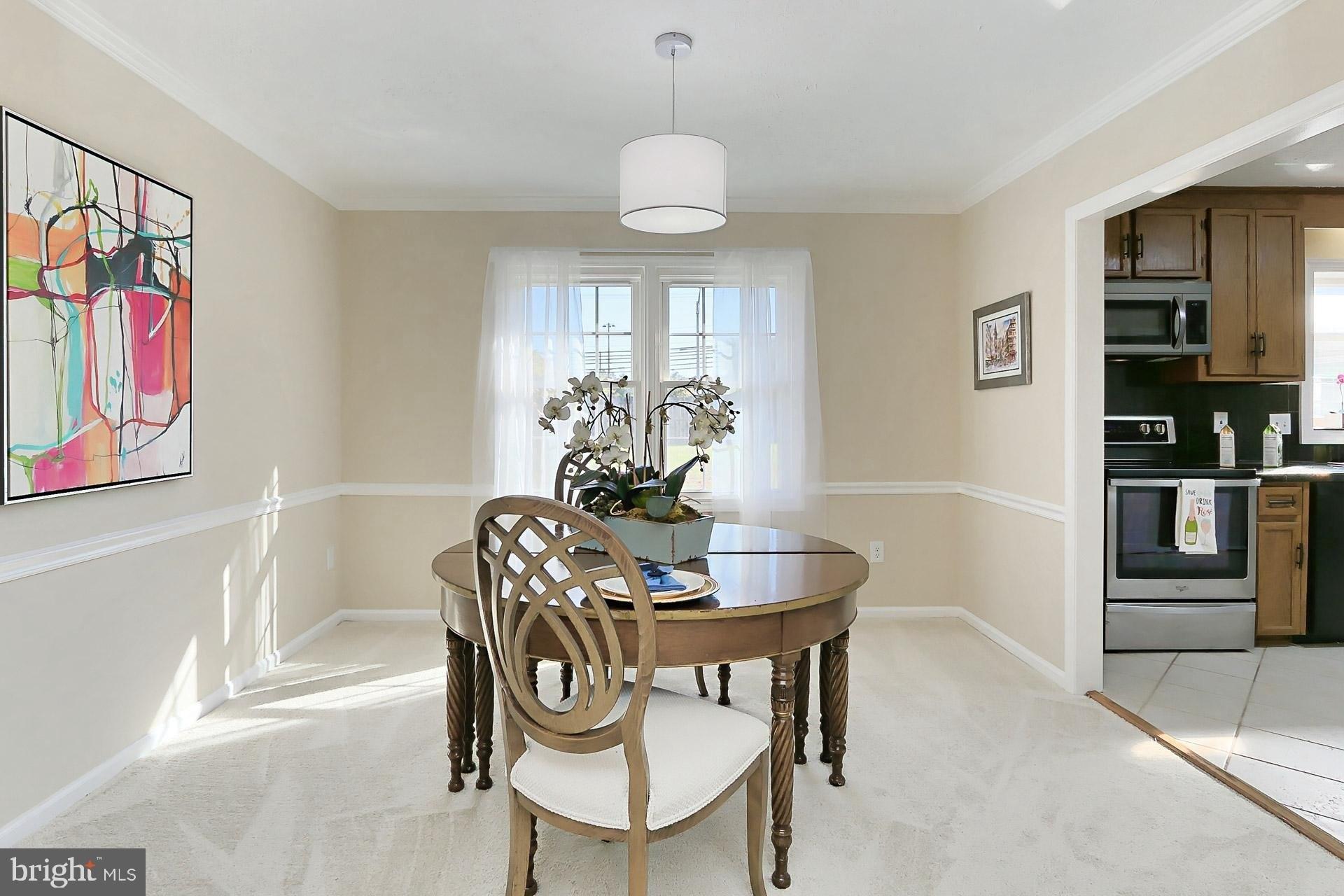 Sand Rock Ln, Chantilly, VA 20151