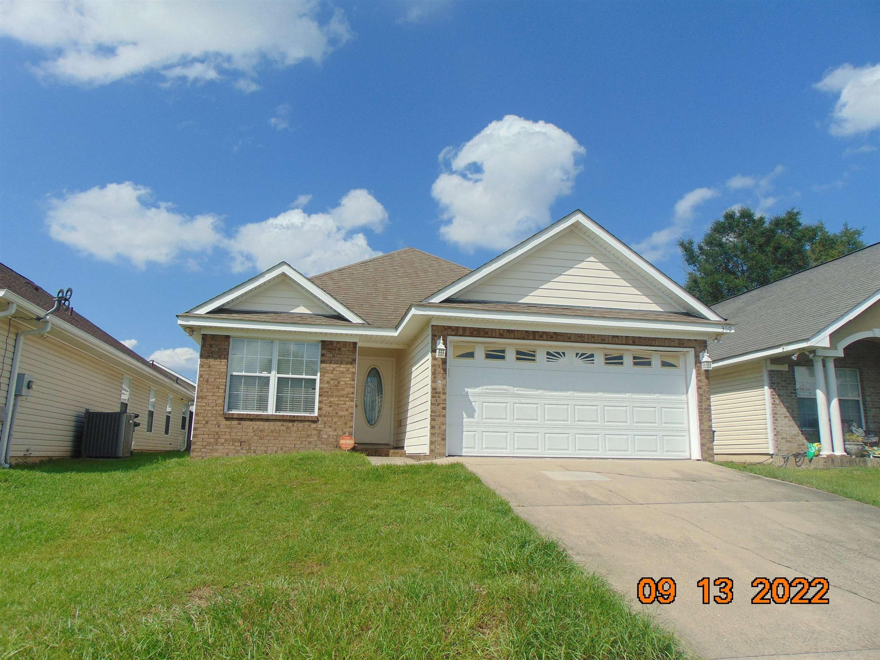 Chastain Ln, Tallahassee, FL 32305