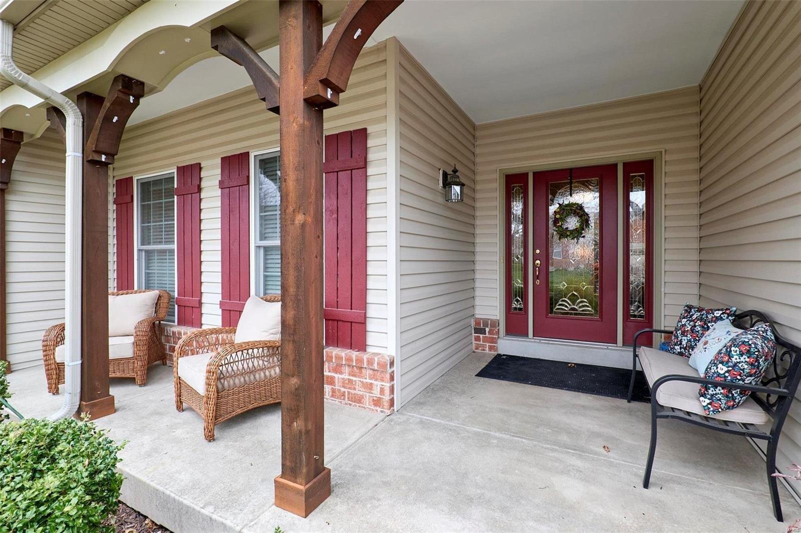 Silver Fern Dr, Lake Saint Louis, MO 63367