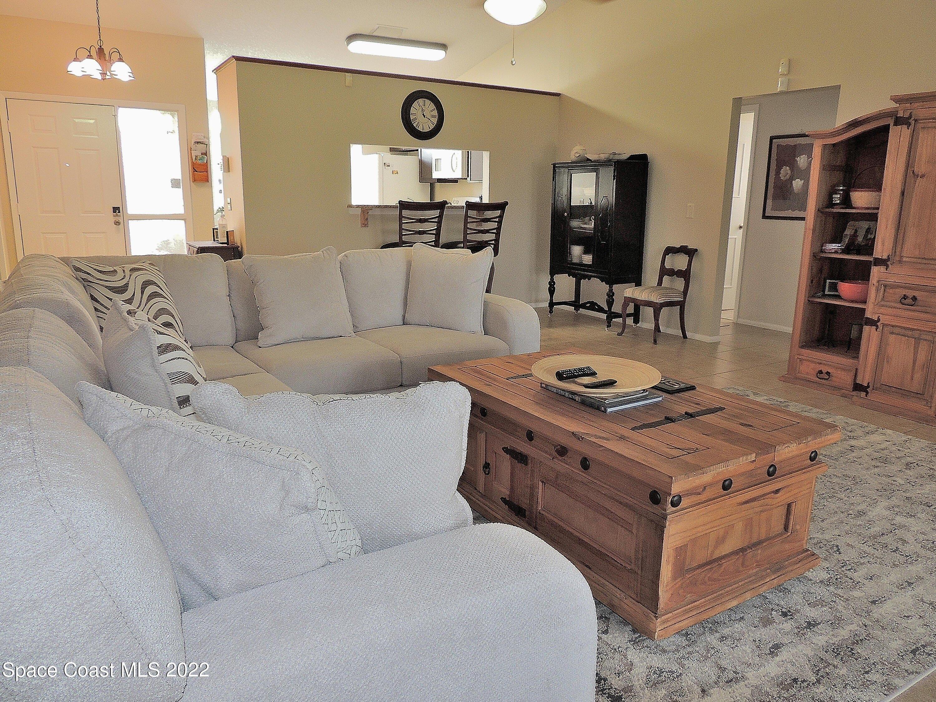 Jamestown Dr, Rockledge, FL 32955