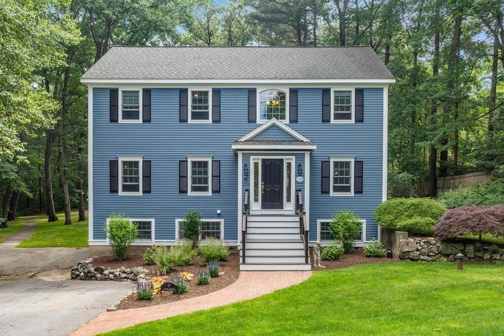 Liberty St, Middleton, MA 01949